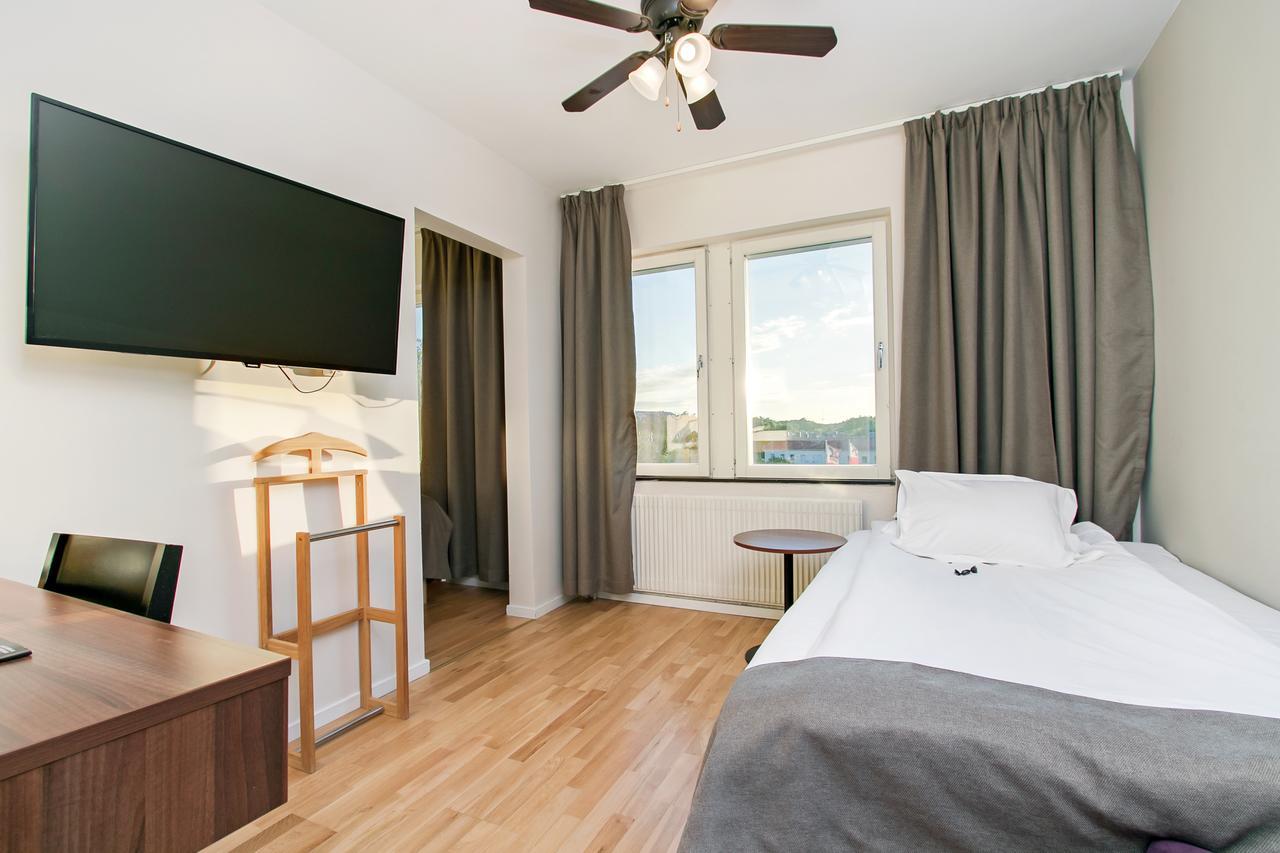 First Brommaplan Hotel 3*